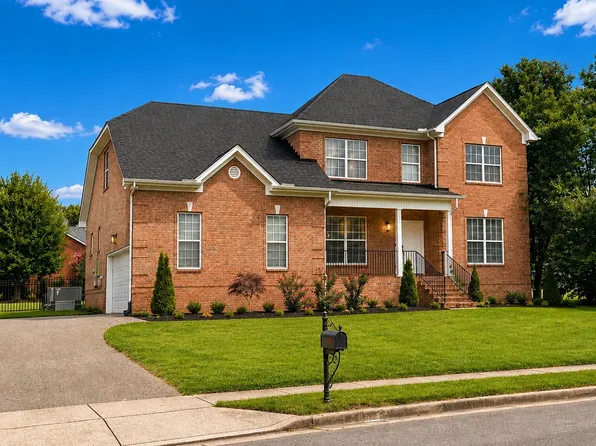 102 Clairmonte Ln, Hendersonville, TN 37075