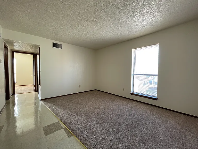 Norman Apartments — Photo 91