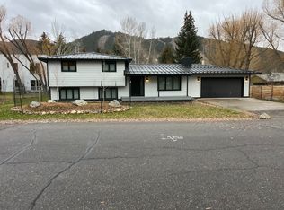 450 E Deloney Ave, Jackson, WY 83001