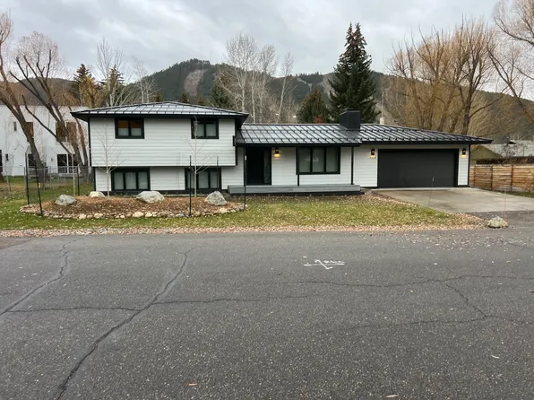 450 E Deloney Ave, Jackson, WY 83001