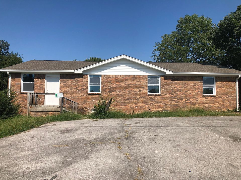 1st image of 4561 Brooke Valley Dr