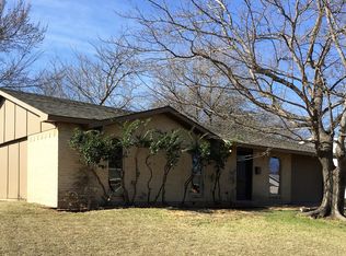 205 Springbranch Dr, Garland, TX 75043