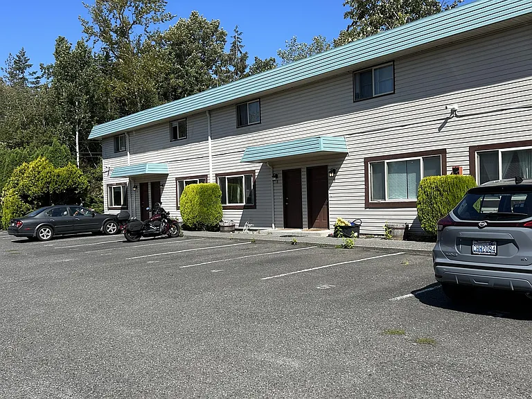 3437 Redwood Ave #14 — Photo 11
