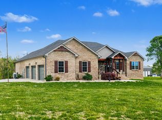 1560 Fairfield Rd, Westmoreland, TN 37186