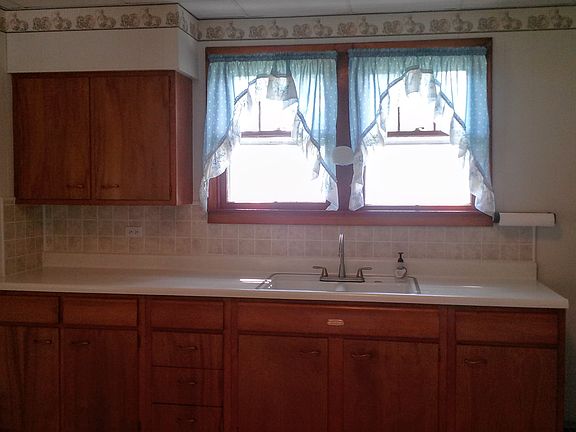 4th image of 510 Maddux St