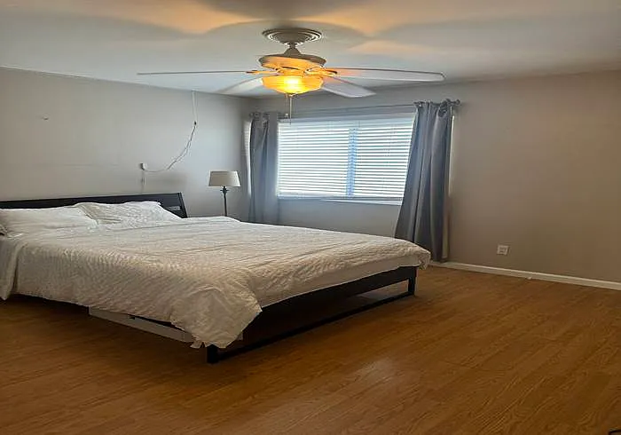 2035 Oliver Ave #2035 — Photo 12