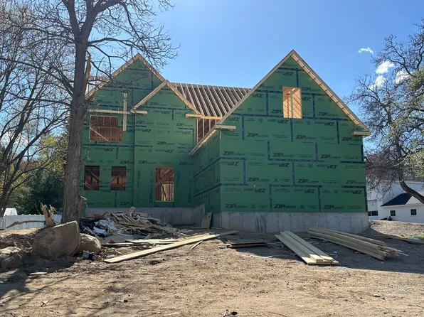 180 North Rd, Chelmsford, MA 01824