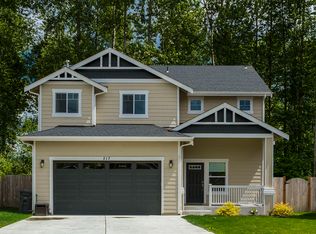 517 Blueberry St S, Pacific, WA 98047