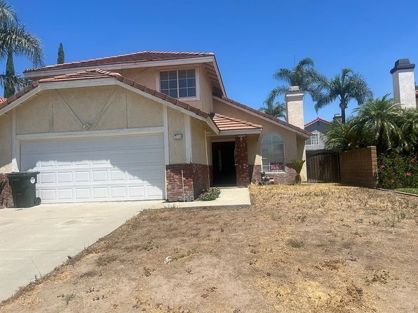 17158 Cerritos St