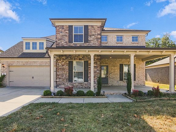 3rd image of 836 Chalkstone Ln