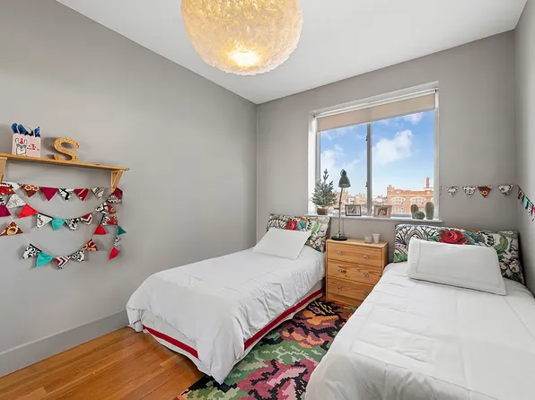 191 Spencer Street image 8 of 9