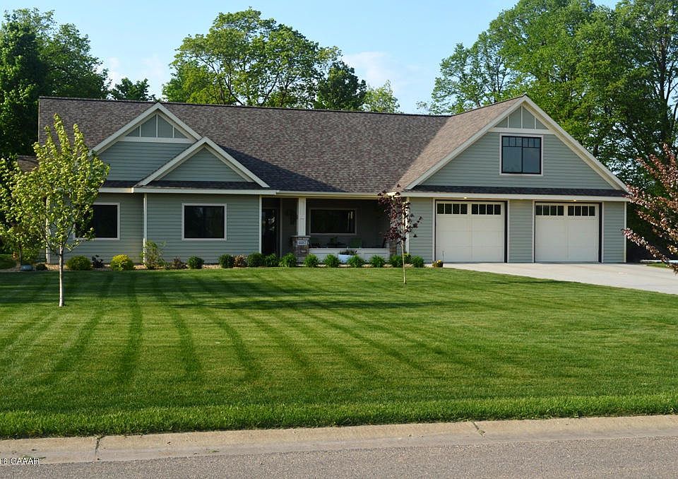 1st image of 4487 Donway Dr NE