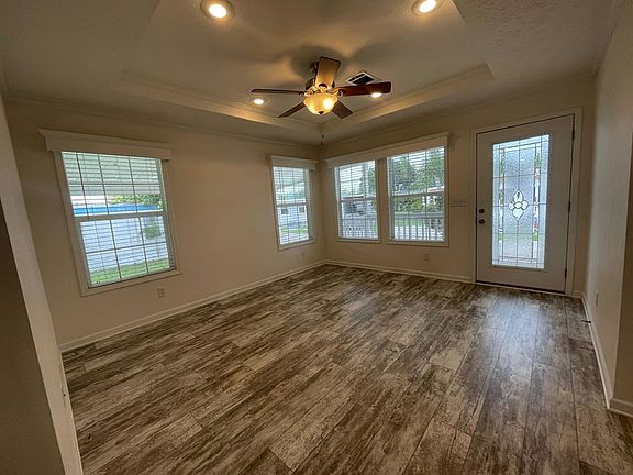 3rd image of 131 Sable Dr #131