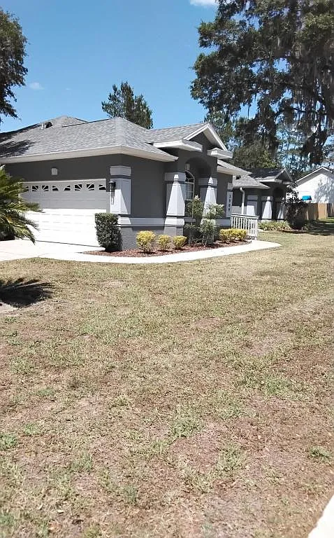 3909 SE 8th St — Photo 3