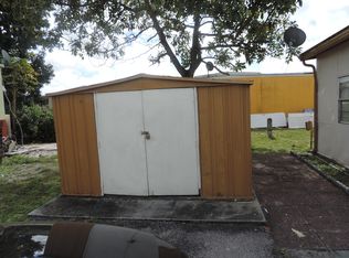 11206 NW 4th St, Miami, FL 33172