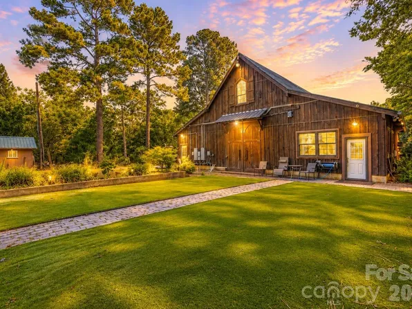 9032 Boyd Dr, Matthews, NC 28105