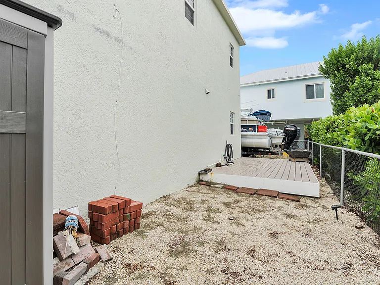 21 Poinciana Dr — Photo 28