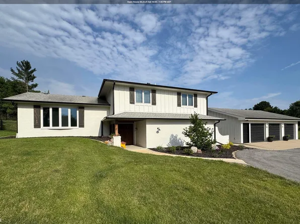 1688 Summit Lake Ave, Creston, IA 50801