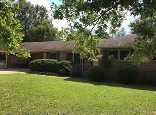 1041 Arrowhead Rd, Watkinsville, GA 30677