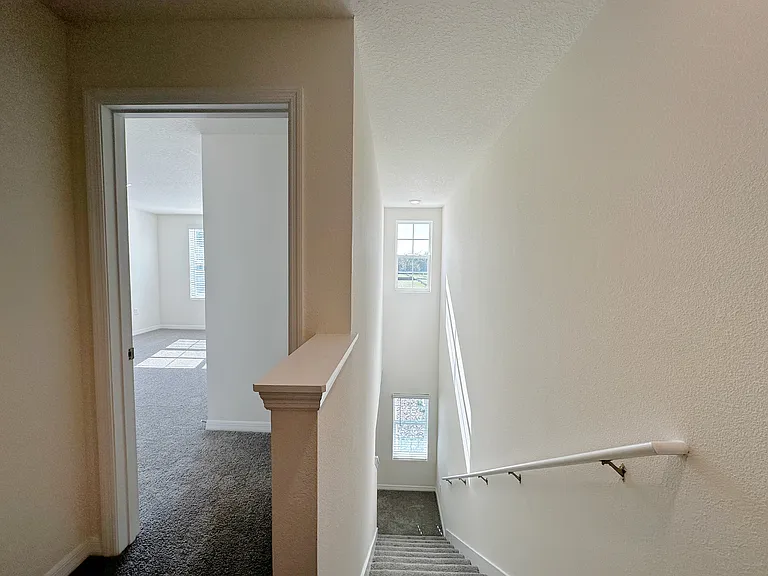672 Moscato Dr — Photo 10