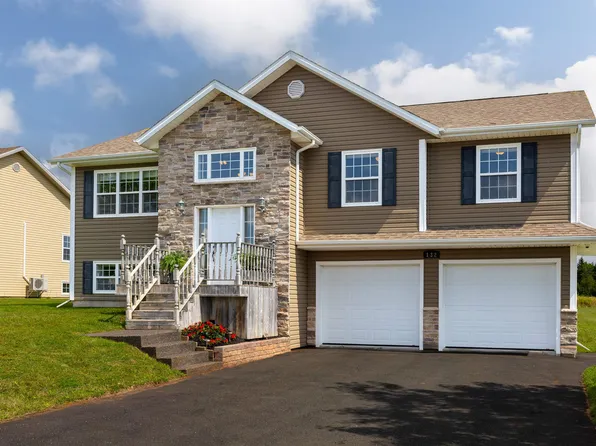 132 Osprey Ave, Cornwall, PE C0A 1H4