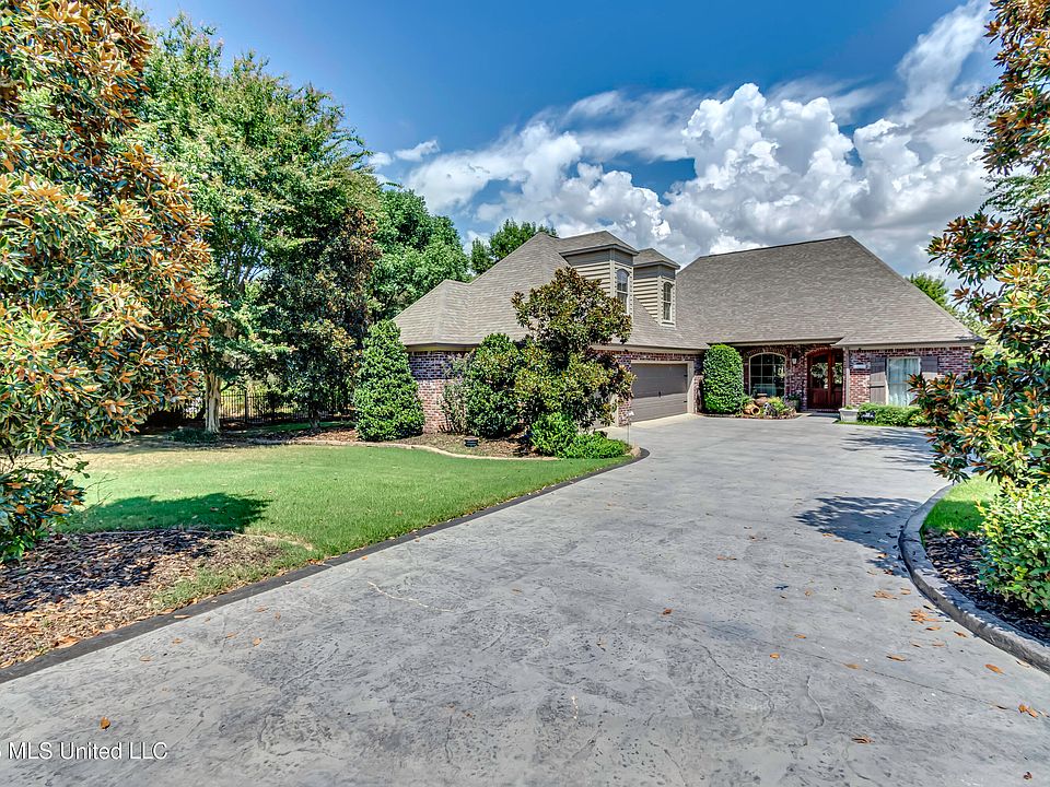 1st image of 114 Northshore Way