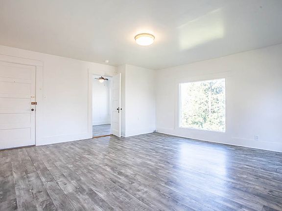 4th image of 135 Montello Ave #4