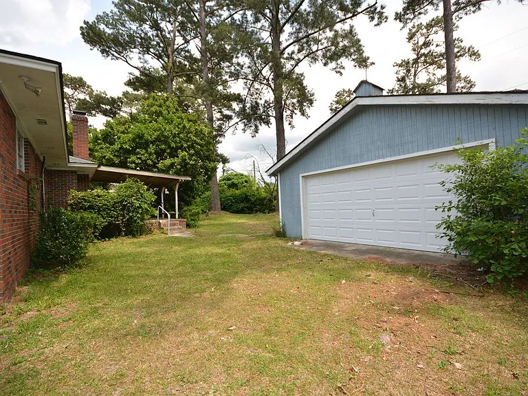 410 Gleason Ct — Photo 17