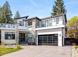 11668 95a Ave, Delta, BC V4C3V2