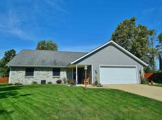 2712 Red Butte Cv, Fort Wayne, IN 46804