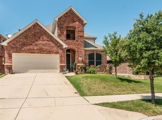 2521 Whispering Pines Dr, Fort Worth, TX 76177