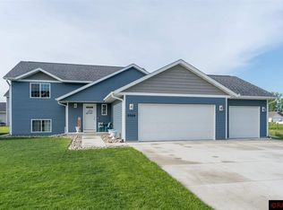 2029 Aster Ln, Mankato, MN 56001