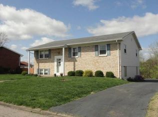 29 Mozart Mdws, Wheeling, WV 26003