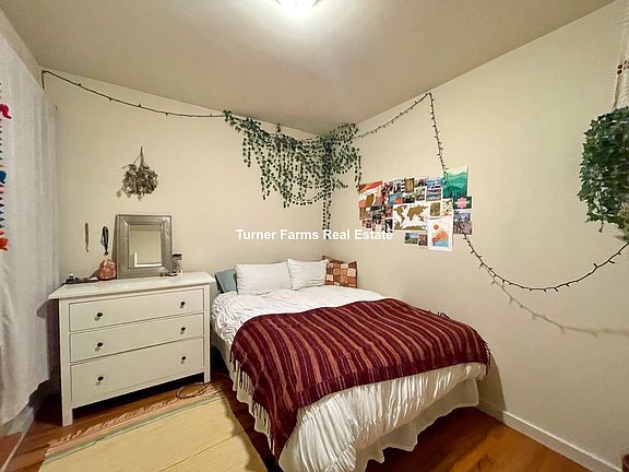5th image of 616R Columbus Ave #1R