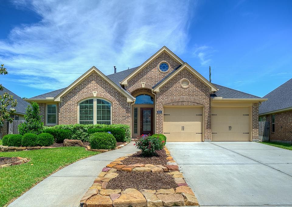 Welcome home to 1422 Eden Meadows Drive.