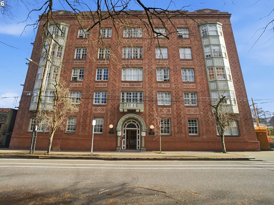 1st image of 410 NW 18th Ave APT 7