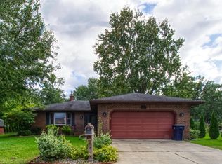 716 Biscayne Ave, Warsaw, IN 46580