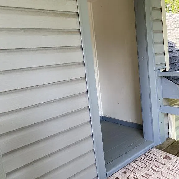 14013 Weaver Ave #B — Photo 3