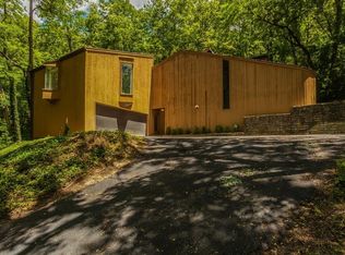 1617 Big Hill Rd, Dayton, OH 45429