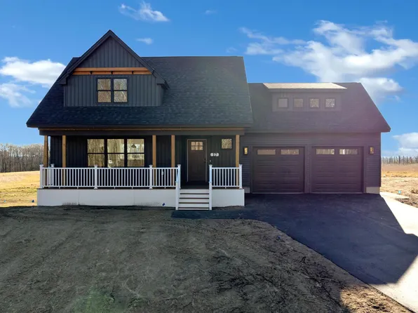 17 Durant Road, Berwick, ME 03901