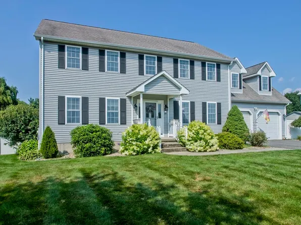 29 Kingsberry Way, Easthampton, MA 01027