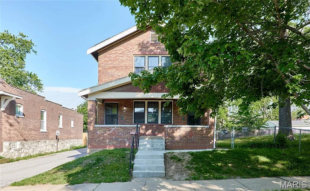 1 bed, 768 sqft, $995 — Photo 1
