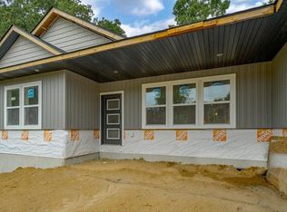 270 Markus Glen Dr, Plainwell, MI 49080