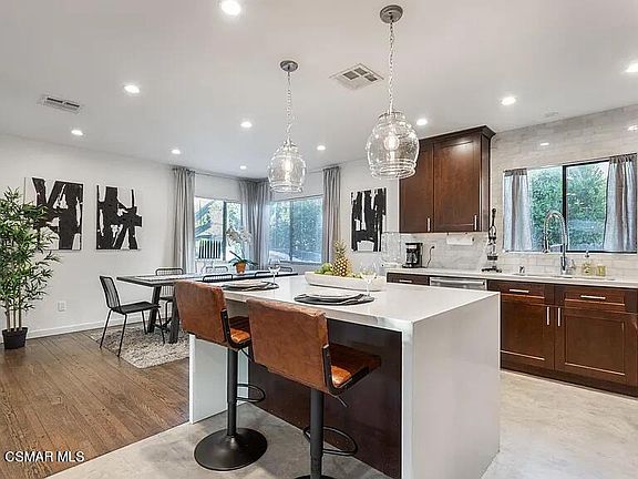 4th image of 11254 Kling St