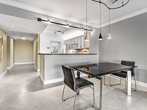 3rd image of 2801 N Palm Aire Drive #301