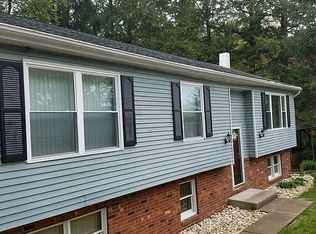 7 Nesco Manor Rd, Drums, PA 18222