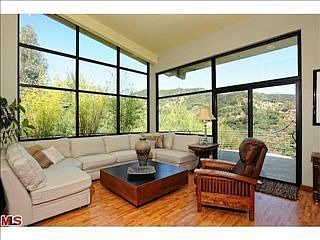 2nd image of 2000 Topanga Skyline Dr