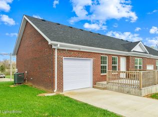 137 Meadow Park Ct, Mount Washington, KY 40047