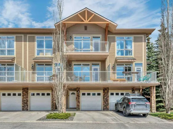 172 W Rockyledge Vw NW #8, Calgary, AB T3G 6B2
