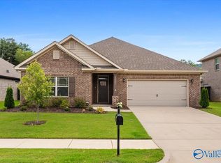 16231 Trestle St, Huntsville, AL 35803